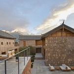 Moderní hotel skvěle zapadl do památkové zóny UNESCO Foto – Hiromatsu, Yuming Song (Beijing Ruijing Photo)