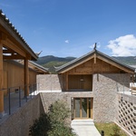 Moderní hotel skvěle zapadl do památkové zóny UNESCO Foto – Hiromatsu, Yuming Song (Beijing Ruijing Photo)