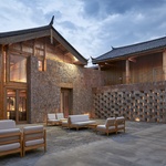 Moderní hotel skvěle zapadl do památkové zóny UNESCO Foto – Hiromatsu, Yuming Song (Beijing Ruijing Photo)