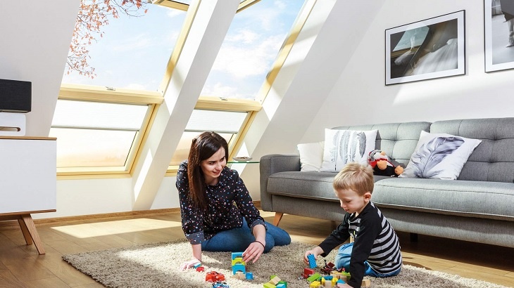 Střešní okna s cenově výhodnými energeticky úspornými trojskly U4 a U5 Střešní okna s cenově výhodnými energeticky úspornými trojskly U4 a U5