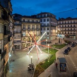 Hvězda, co spadla přímo na náměstí, podněcuje fantazii lidí. Foto: Fernando Guerra, FG+SG 
