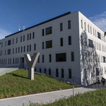 Budova nové II. Interní kliniky Fakultní nemocnice Olomouc. 