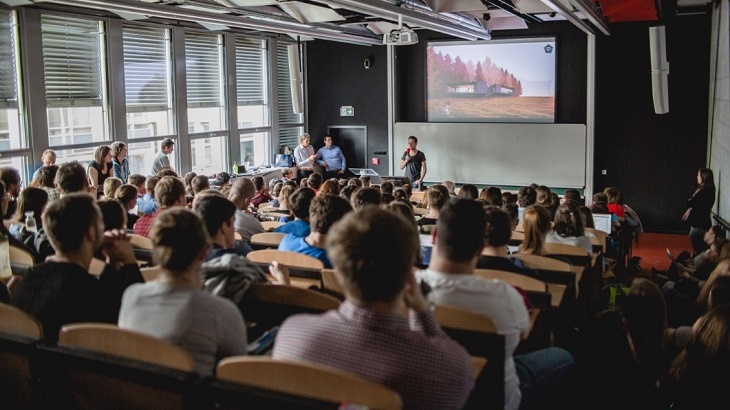 Domy jako od Tesly. Startuje prestižní studentská soutěž