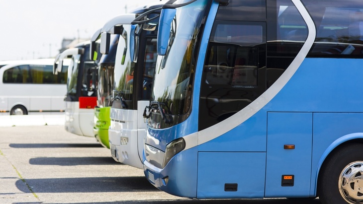 Autobusové nádraží - ilustrační obrázek © fotolia.com, zozzzzo