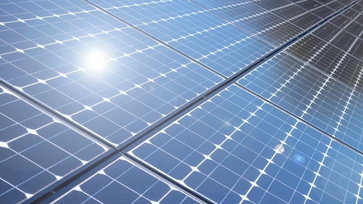 Solární panely, ilustrační obrázek © fotolia.com, kyo BP: Obnovitelná energie bude do roku 2040 největším zdrojem