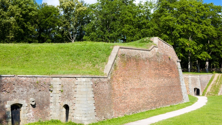 Josefov - hlavní hradební příkop - zdroj: fotolia.com, PHB.cz