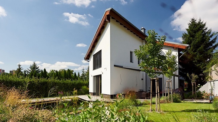 Villa Butterfly potřebovala materiál, který jí nevezme křídla nápadu