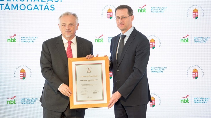 MOL vybuduje závod na výrobu gumoasfaltu, vozovky z něj mají vyšší nosnost MOL vybuduje závod na výrobu gumoasfaltu, vozovky z něj mají vyšší nosnost