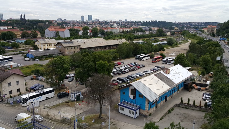Na místě lihovaru na Smíchově by se mohlo začít stavět příští rok Na místě lihovaru na Smíchově by se mohlo začít stavět příští rok