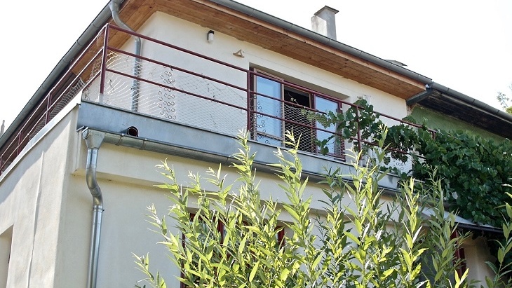 Revitalizace domu z roku 1927: Zelená střecha brání přehřívání interiéru Revitalizace domu z roku 1927: Zelená střecha brání přehřívání interiéru
