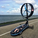 Záběr ze závodu větromobilů r. 2018 v Nizozemsku – kanadský stroj (archiv autora, DTU a U.S. Navy)