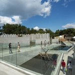 Země medvědů a vlků. Pavilon zoologické zahrady navržený pro symbiózu zvířat a lidí Foto: Ivan Avdeenko