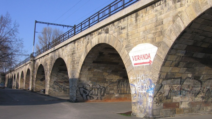 Na pražský Negrelliho viadukt se provoz vrátí 1. června 2020