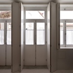 Úsporná rekonstrukce historického domu s příchutí portského    Foto: Luís Ferreira Alves