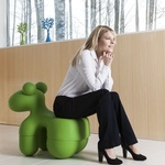 Chci kulatý a barevný svět. Designér tvoří převážně z plastu Foto: www.eeroaarnio.com