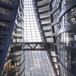Nejvyšší atrium světa vyrůstá z podzemí a podpírá nebesa Foto: Hufton+Crow