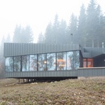 Rodinný dům u jezera vznikal podle okolní krajiny Foto: Marc Goodwin, Archmospheres