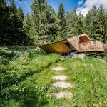 UFO chata v Alpách. Dům ze 70. let je překvapivě aktuální architekturou Foto: Harald Wisthaler