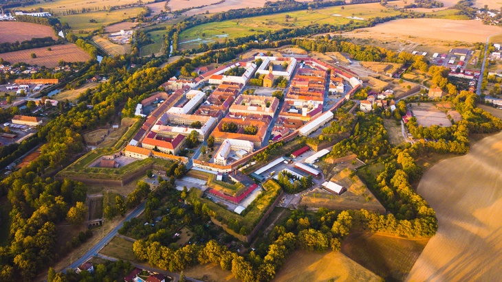 Pevnostní město Josefov, zdroj: fotolia.com - peteri Pevnostní město Josefov, zdroj: fotolia.com - peteri