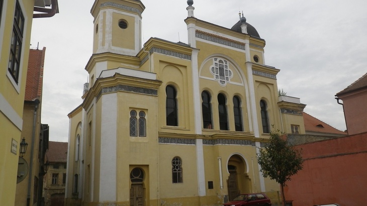 V Žatci probíhá rozsáhlá rekonstrukce synagogy a sousedního rabinátu, foto Metrostav