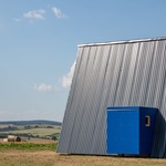 Chata ve tvaru A. Moderní verze staré dřevěné stavby Foto: Tamas Bujnovszky 