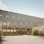 Unikátní dřevostavba se solárními šindely pro Klobouckou lesní Zdroj: Mjölk architekti