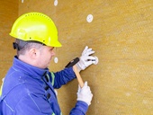 Budoucí problémy se zateplenou fasádou řeší důkladná kontrola a kvalitní materiály při stavbě