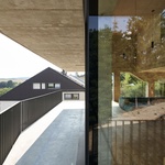 Rodinný dům, kde vítězí beton. Dům ve svahu optimalizuje zdroje Foto: Bildpark / Veit Landwehr