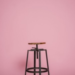 Foto: PEXELS, Press Moravská galerie, Press Wien Museum, Thonet (TON), Thun & Partners, Philippe Starck XO, Eero Aarni, Al Dente Dining Chairs by Jason Phillips, Jan Blythe and Stelios Mousarris, David Savage – Design, Ola Giertz-Design