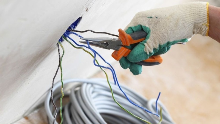 Znalost kabelů se hodí například u rekonstrukce elektrických rozvodů, zdroj: K & V ELEKTRO a.s.