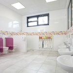 Školky ze dřeva, které lze přestěhovat. Když architekti navrhují šetrné a zdravé stavby pro děti  Foto: KOMA MODULAR