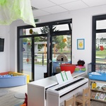 Školky ze dřeva, které lze přestěhovat. Když architekti navrhují šetrné a zdravé stavby pro děti  Foto: KOMA MODULAR