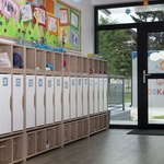 Školky ze dřeva, které lze přestěhovat. Když architekti navrhují šetrné a zdravé stavby pro děti  Foto: KOMA MODULAR
