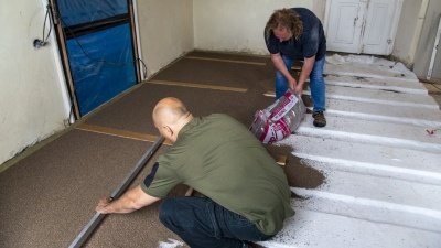Jak postupovat při rekonstrukci podlahy suchou cestou
